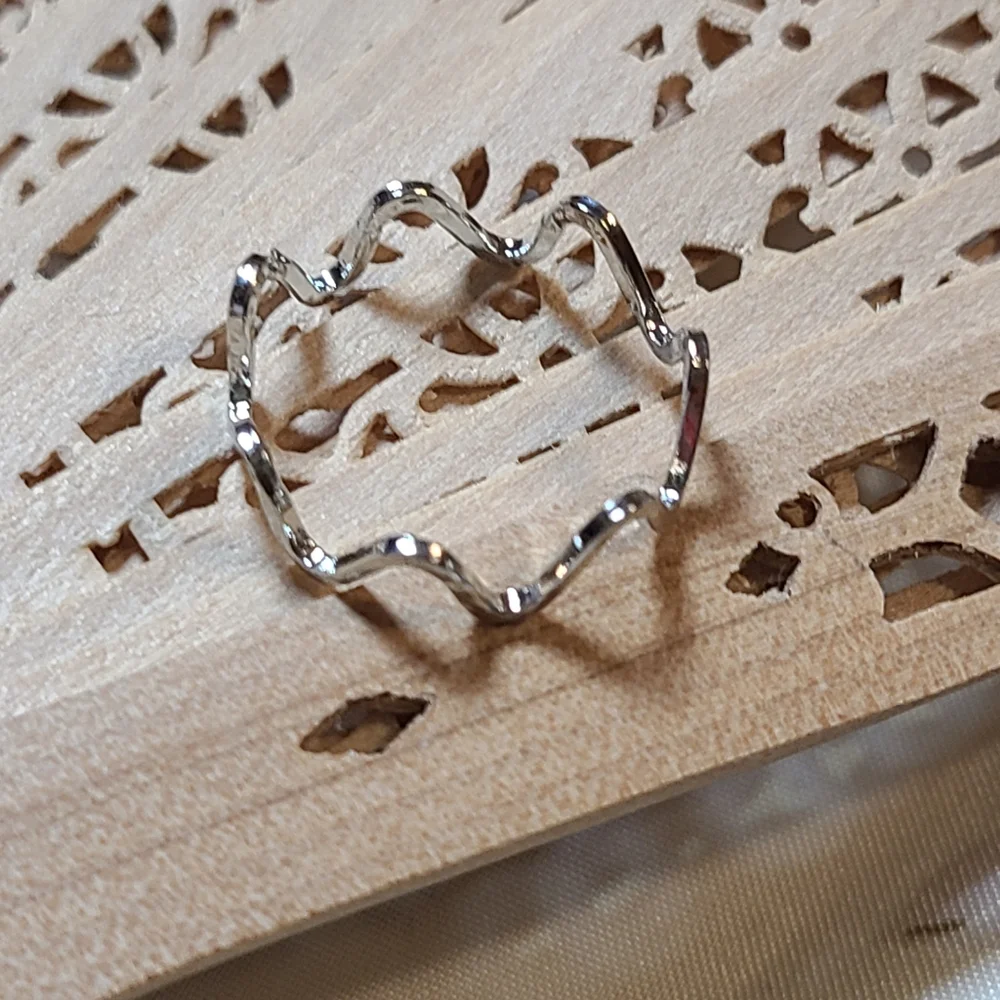 Ladies Ring For Sale Size 6.5